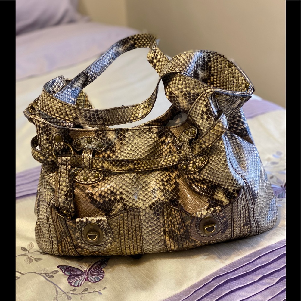 ❤️Jessica Simpson Vegan Faux Snake Skin Purse.